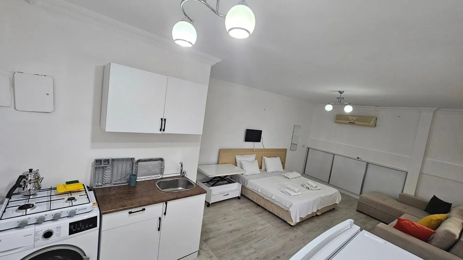 Kekik Azure Homes Oeluedeniz Fethiye