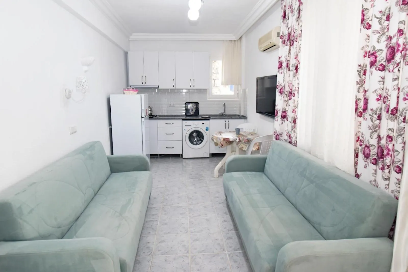 Kekik Azure Homes Oeluedeniz Fethiye